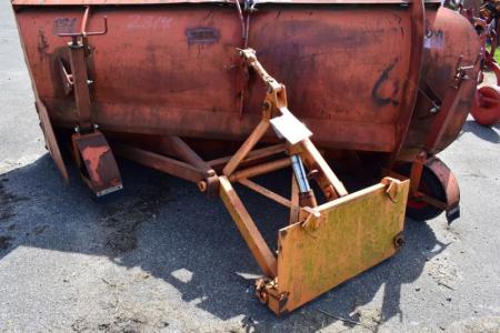 Snowplow for mounting on truck