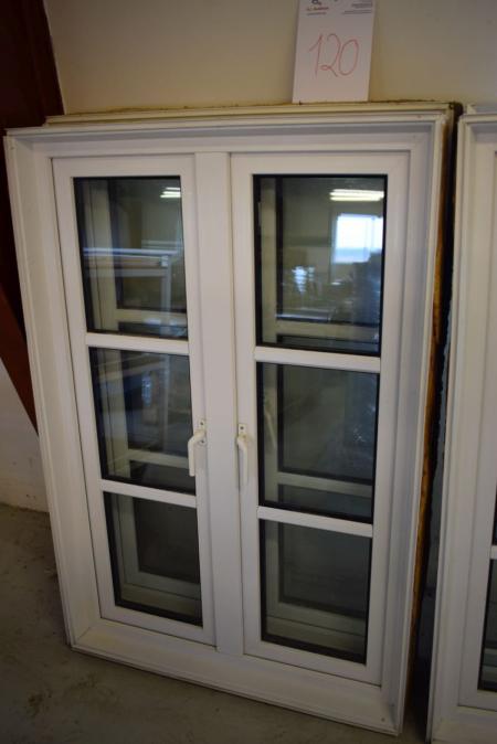 2 stk. 2-fags vinduer. Primo Plast, hvide, lavenergi, sidehængte, pålagte sprosser, påsatte not til lysninger. 130 mm karm. B   86,5 cm x H 128,5 cm 