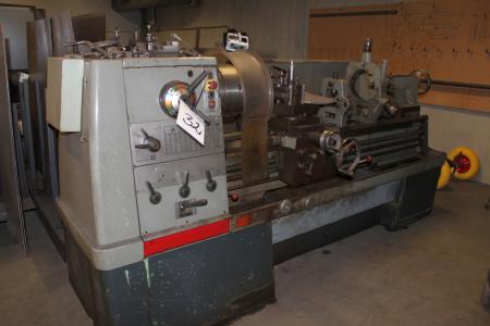 Lathes, Colchester Mastiff 1400. Bore 85 mm Centre height 250 mm sled length about 1400 mm including 4 claw 400 mm + 3 claw Ø350 mm