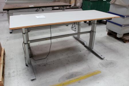 2 pcs. Workstations (condition unknown)
