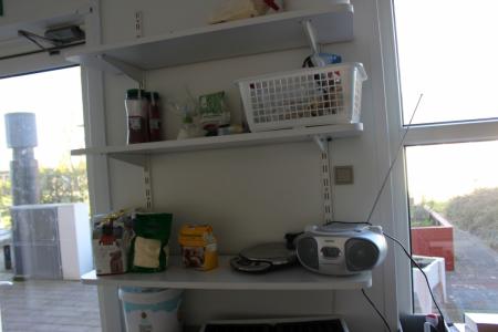 content of 3 shelves + content on the shelves above the wash table