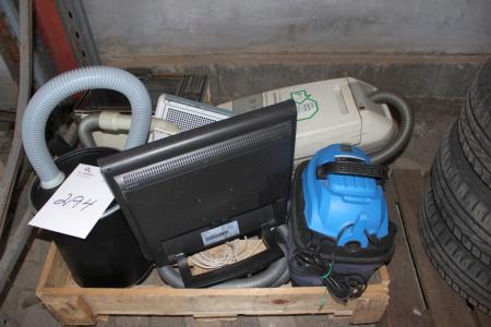 Pallet with vacuum cleaner + ash bucket + mini oven + fan heater + PC screen
