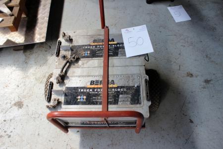Battery trolley with 2 batteries