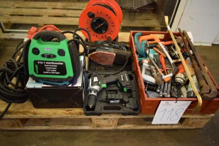 Palle m. Various tools, Aqua drill, start booster cables etc.