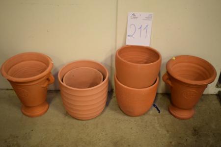 Terracotta garden pots, total 6 pcs.