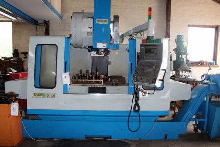 Vertical CNC machining centers, Takumi Seiki V 11 A vintage 1999 with 24 tools Heidenhain 426 styring.Timer 1580 X-1100 Y-550 Z-650th Max distance from the spindle to drill 850 mm. plan size 1350 x 500 mm. Incl. Various tools and D'other boreho