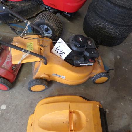 Mower "Partner" 46 d with collector