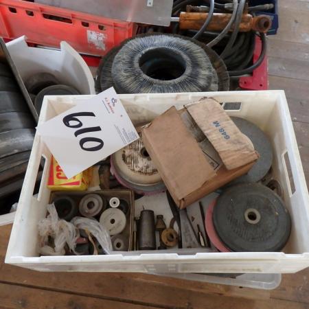 Pallet with polishing and grinding wheels and brushes