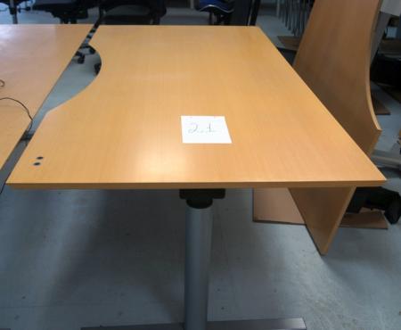 Hæve/sænke skrivebord med bøgeplade. B: 200 cm D: 100 cm. Bue på midten. ( Ikke afprøvet ).