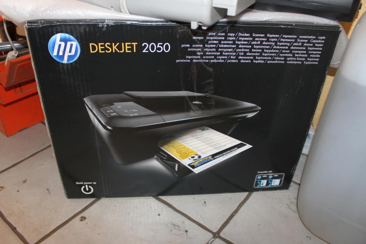 Print scan copy machine, HP DeskJet 2050 + 2 laminating machines - KJ Auktion Machine