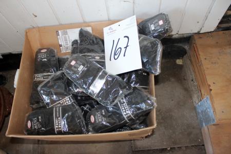 Kasse med sorte strømper 5 p-pack str 41-42 og 45-46