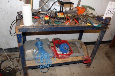 File bench vise and content of various hand tools, etc.