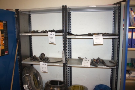 2 sections steel rack without content