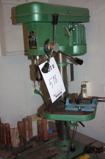 Bænkboremaskine, Thru Tool TT-16A med maskinskruestik, bænksliber (Bosch PSM 125), bord med skuffesektion + tilbehør