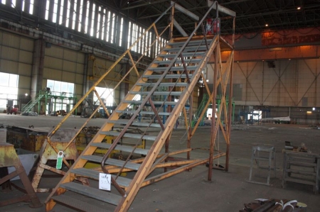 Staircase - Note:  fire fighting equipment (carbondioxide and powder) no longer for sale