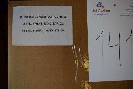 Firmatøj uden tryk ubrugt:  2 par Rio bukser, sort, str. 52 …. 2 stk sweat , sand, str. XL  ….. 15 stk. T-shirt, sand, rundhalset, 100 % bomuld, XL