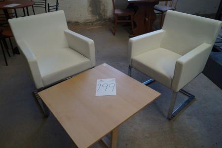 2 stk. stole, hvid læder + træbord 65 x 65 cm