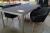 Esstisch mit schwarzem Glas L 200 x B 100 + 4 Stk. Emilia Stühle, Anthrazit