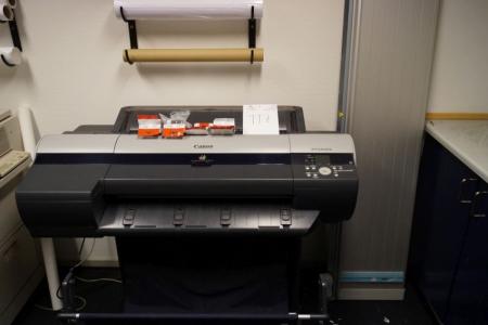 Plotter with various cartridges, plotterruller and paper cutter