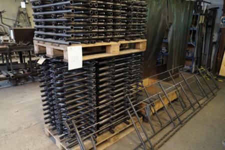 Pallets with round iron