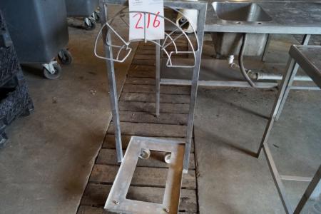 Stainless steel hose rack with wheels
