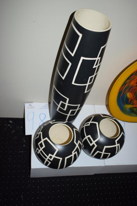 3 pieces vases height: 66, 23 cm