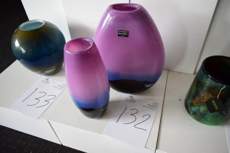 2 pieces vases height: 35, 30 cm