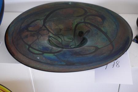 platter diameter: 56 cm