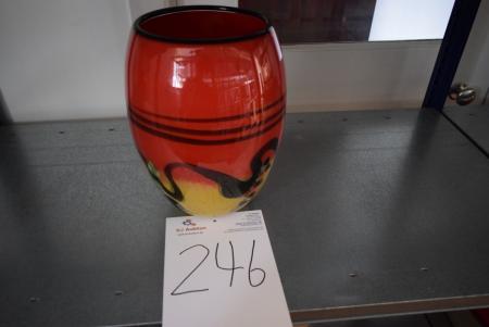 vase signeret højde: 27 cm
