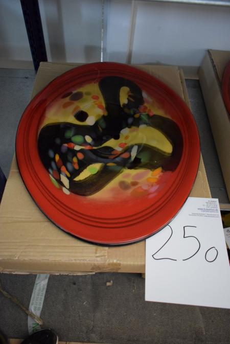 dish diameter of 44-56 cm Signed
