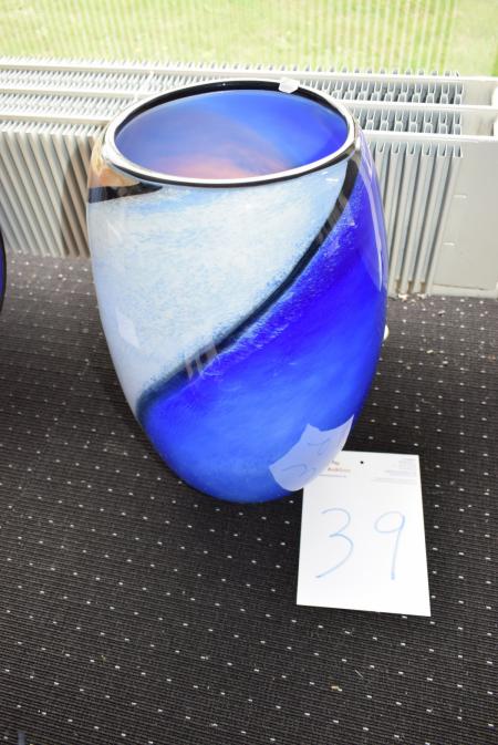 Vase højde: 48 cm