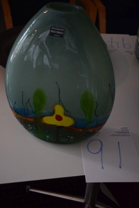 Vase højde: 37 cm