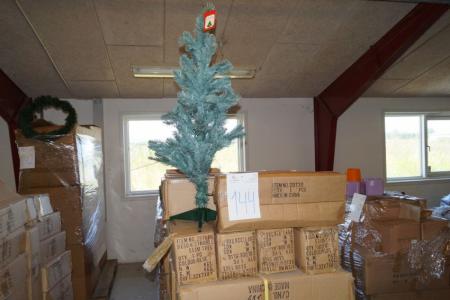 Palle med 27 ks. små kunstige juletræer