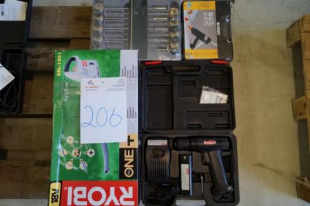 Leaf blower, mrk. Ryobi 18V cordless, drill screwdriver, mrk. Techway Akum 7.2V + Glue, mrk. Ironside + håndskruesæt