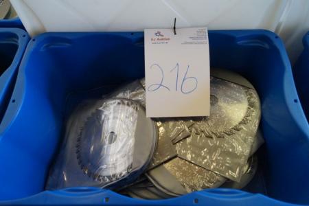 Box with various circular saw blades, ca. 30 pcs. of different sizes