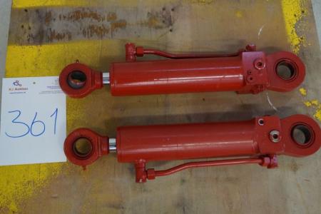 2 pcs. stamps. Hydraulic, double acting to Kongskilde reversible plow. unused