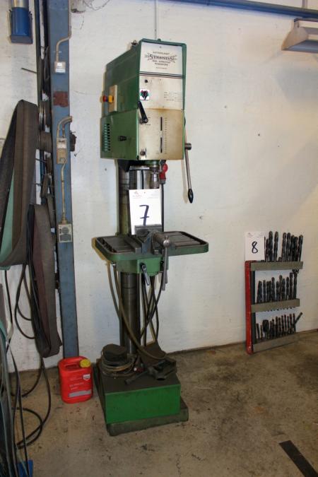 Drill press, Strands typeS30 no. 76046 380W / 50 Hz RPM: 1400/2800 machine vice supplied