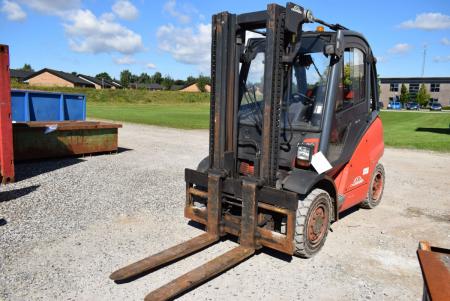 Gastruck 6 cylinder max capacity 4 tons of hours: 9186.5 hydraulic side shift and free-view.