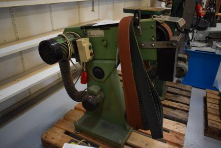 Belt sander with extraction