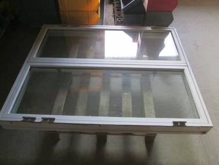 1 piece Velfac thermo window in wood / aluminum