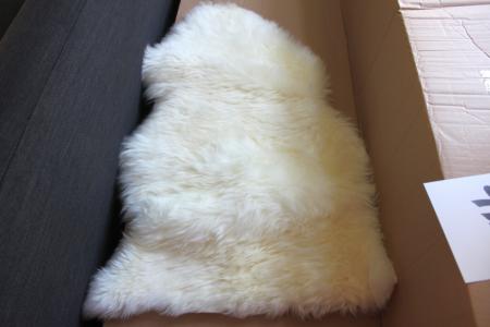 2 genuine lambskin in off-white. New and unused