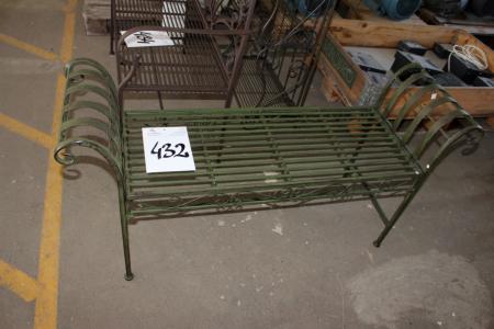 Garden bench in iret metal. indoor / outdoor. New and unused