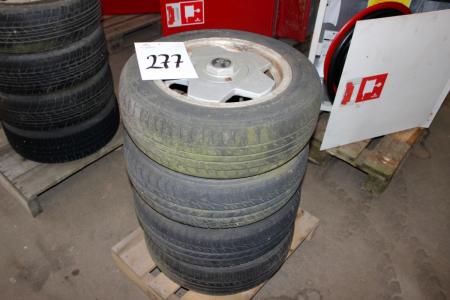4 tires with rims 175/65 R14