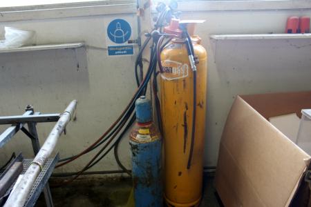 33 kg gas cylinder with hoses and pressure gauge, incl. hand Welder