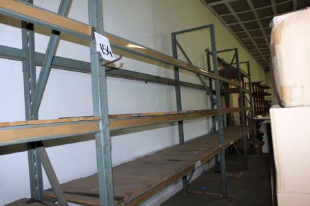 5 subjects pallet rack beams 34 + 6 caps incl. Planks on shelves, height about 3.5 meters