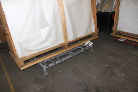 Tray rack for truck