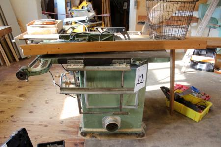 Amstrup circular saw with various accessories