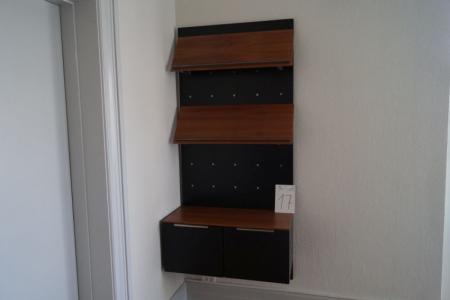These display units, wall-mounted with 2 closets, L 90 x H 200 cm