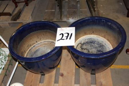 2 Garden pots with saucers in blue glaze