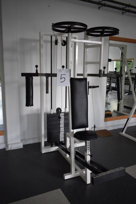 Chest-plane up to 130 kg 201 cm high, 155cm wide, 160cm deep